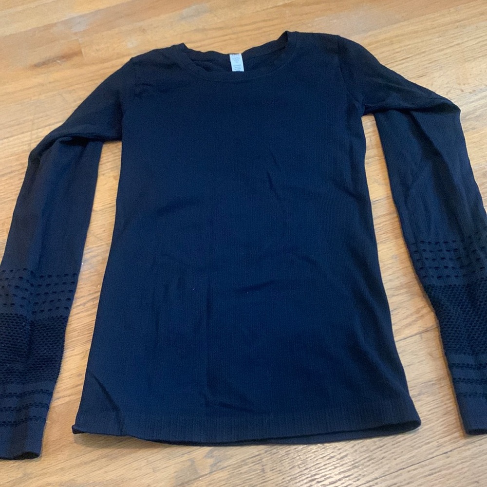 Alo yoga long sleeve top size small